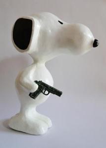 "Snoopy" modelado en papel mache 14x8x8 cm 2010